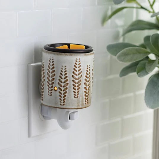 Wheat & Ivory Pluggable Electric Warmer