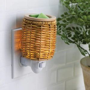 Wicker Lantern Pluggable Electric Warmer